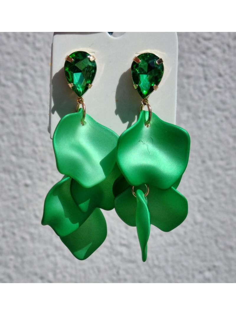 Leaf Earrings Metallic Strong Green