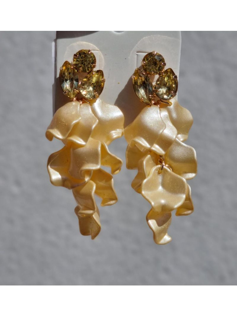 Leaf Ston Errings Light Yellow