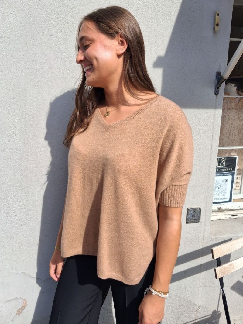 Eimee Pull poncho Camel