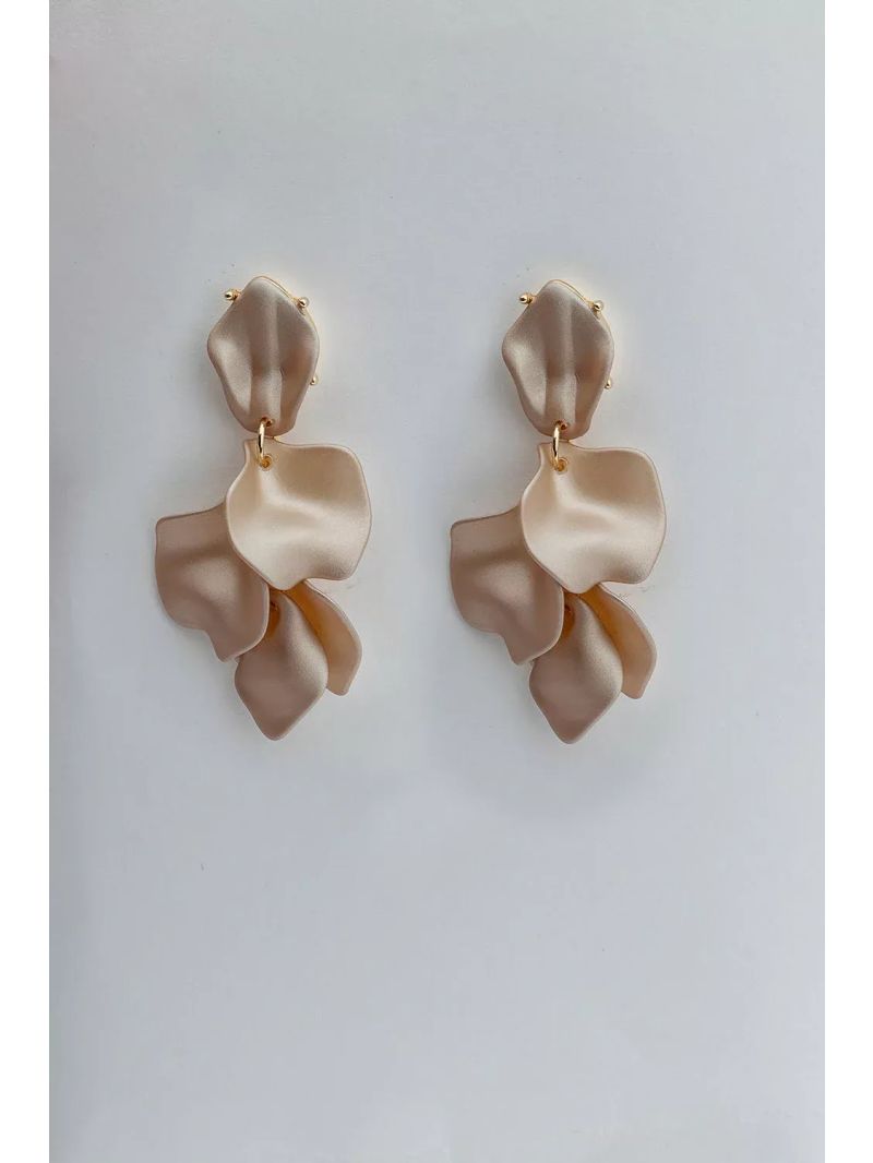 Leaf Earrings Pearl Nougate