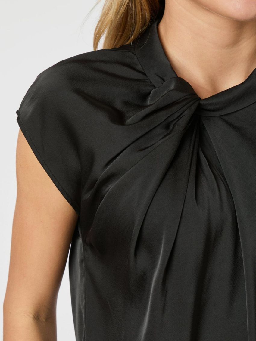 Fleur Drapy Satin Blouse Black