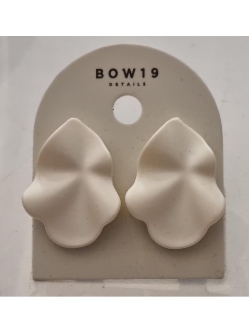 Lip Earrings Pearl White S