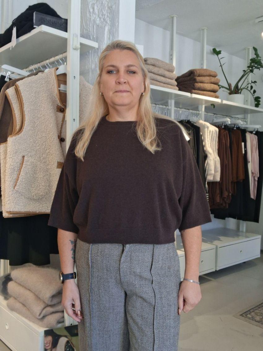 Lilou kortärmad cachmeretopp cacao