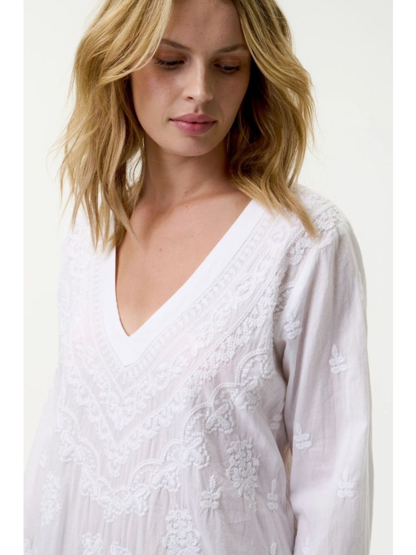 Embroidery Long Goa White