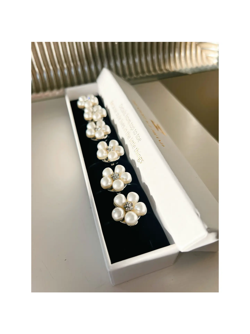 Rosi- Pearl Flower Silver