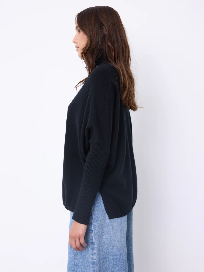 Pull Poncho Svart