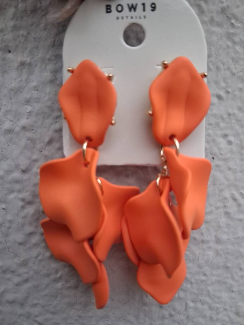 Leaf Earrings Matt Orange