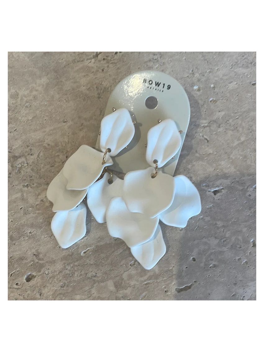 Leaf Earrings White Mat