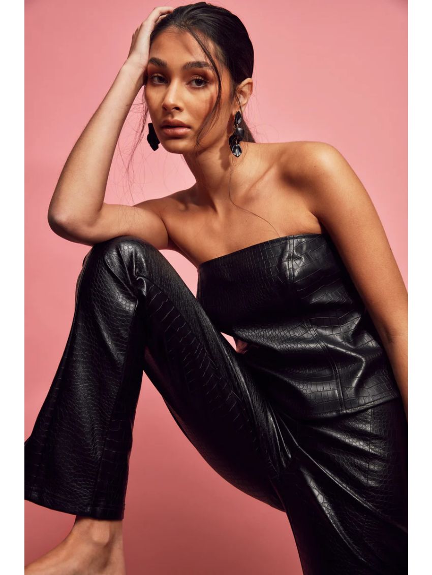 Leaf Earrings Black Mat